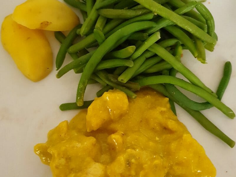 Cliquez pour zoomer ! Blancs de poulet sauce moutarde et curry Thermomix par Le_CriCripicurien