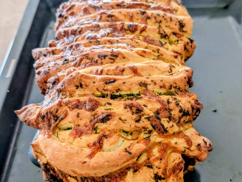 Cliquez pour zoomer ! Pain à l’ail, persil et mozzarella Thermomix par Emi988