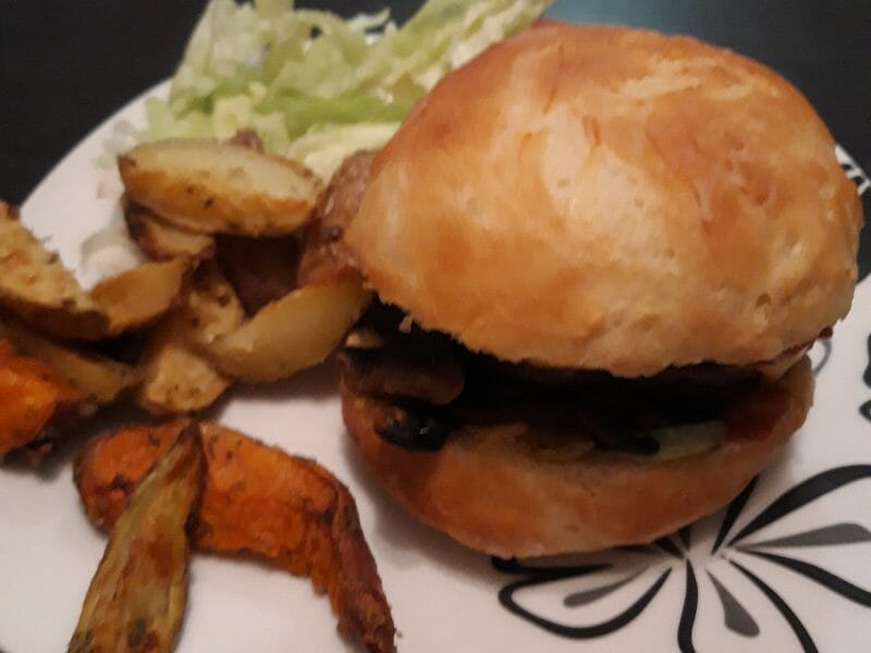 Cliquez pour zoomer ! Pains hamburger Thermomix par Linounet