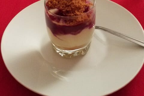 Cliquez pour zoomer ! Tiramisu à l’ananas et son coulis de framboises Thermomix par Coraline91
