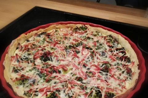 Cliquez pour zoomer ! Tarte aux brocolis et roquefort Thermomix par Mylenemanc