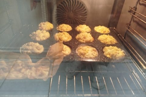 Cliquez pour zoomer ! Muffins aux pommes façon crumble Thermomix par giselle