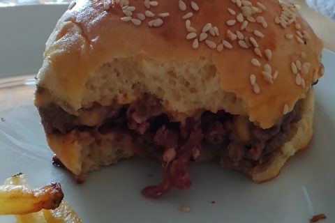 Cliquez pour zoomer ! Pains hamburger Thermomix par Laetlastar