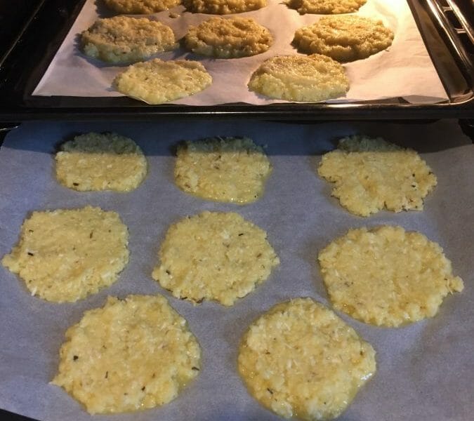 Cliquez pour zoomer ! Galettes de pommes de terre au four Thermomix par Reglisse13