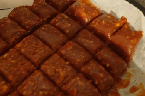 Cliquez pour zoomer ! Caramels aux cacahuètes enrobés de chocolat au Thermomix
