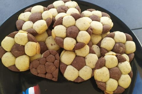 Cliquez pour zoomer ! Biscuits ballon de foot Thermomix par lapoule01