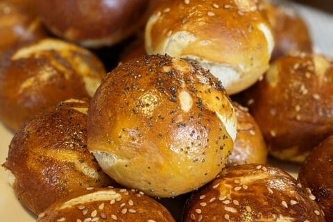 Cliquez pour zoomer ! Mauricette – Petits pains alsaciens Thermomix par Fredouilli