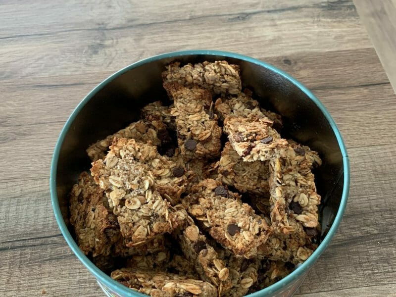 Cliquez pour zoomer ! Barres de céréales à l’avoine, noisettes, banane et chocolat Thermomix par Loulou2607