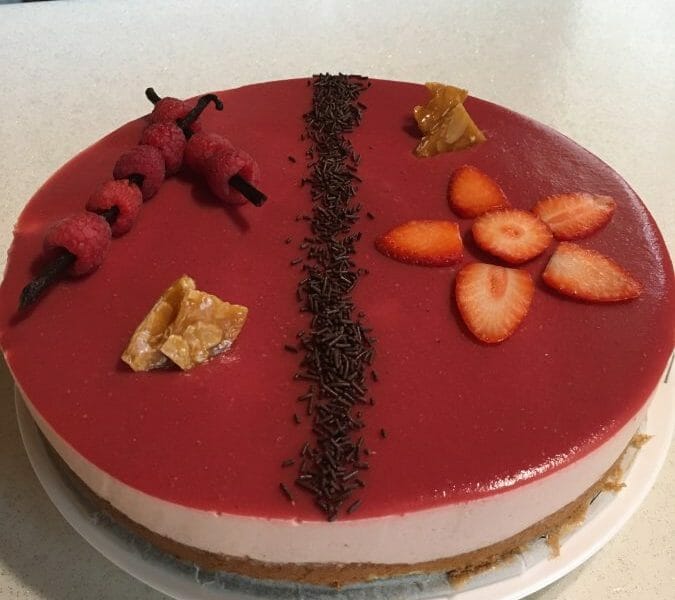Cliquez pour zoomer ! Bavarois aux framboises Thermomix par marius54