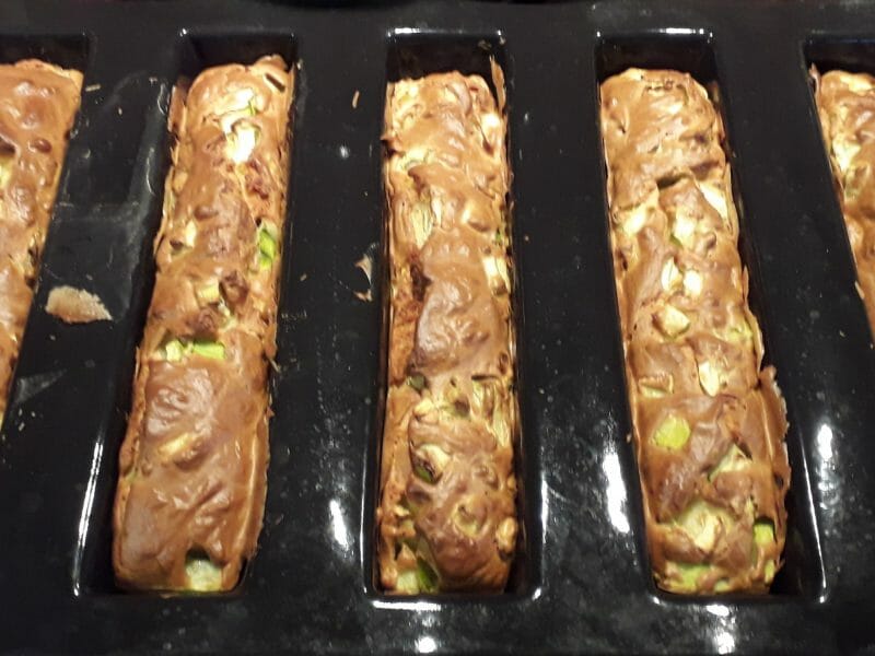 Cliquez pour zoomer ! Cake courgettes et cheddar Thermomix par AnMa0620