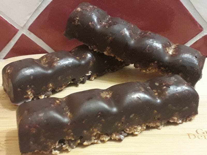 Cliquez pour zoomer ! Barres de céréales à l’avoine, noisettes, banane et chocolat Thermomix par AnMa0620