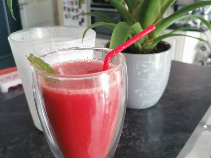 Cliquez pour zoomer ! Mojito fraise Thermomix par sylphaguy
