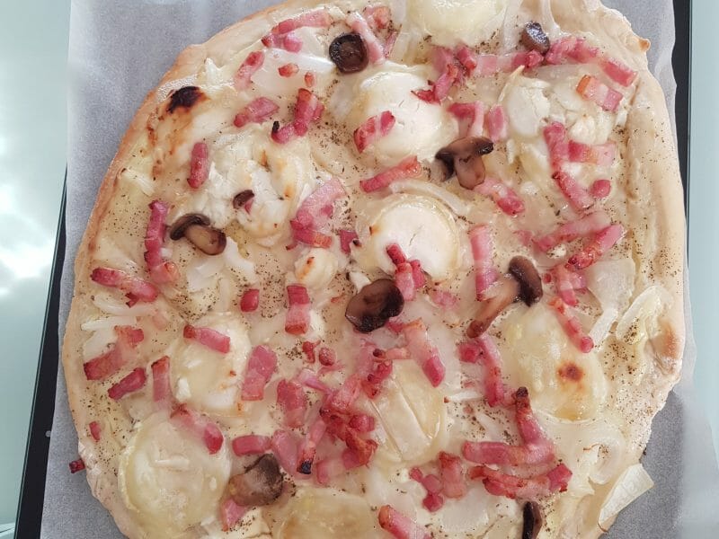 Cliquez pour zoomer ! Fougasse chèvre et lardons Thermomix par Mariemai78