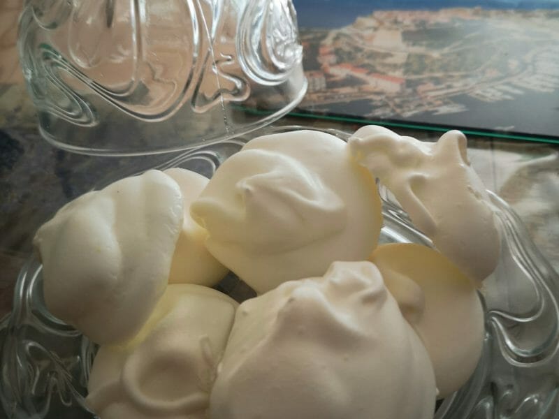 Cliquez pour zoomer ! Meringues Thermomix par gischa74
