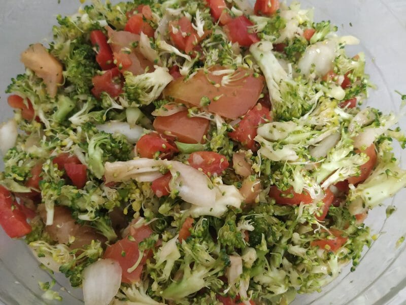 Cliquez pour zoomer ! Salade de brocolis Thermomix par cocochou