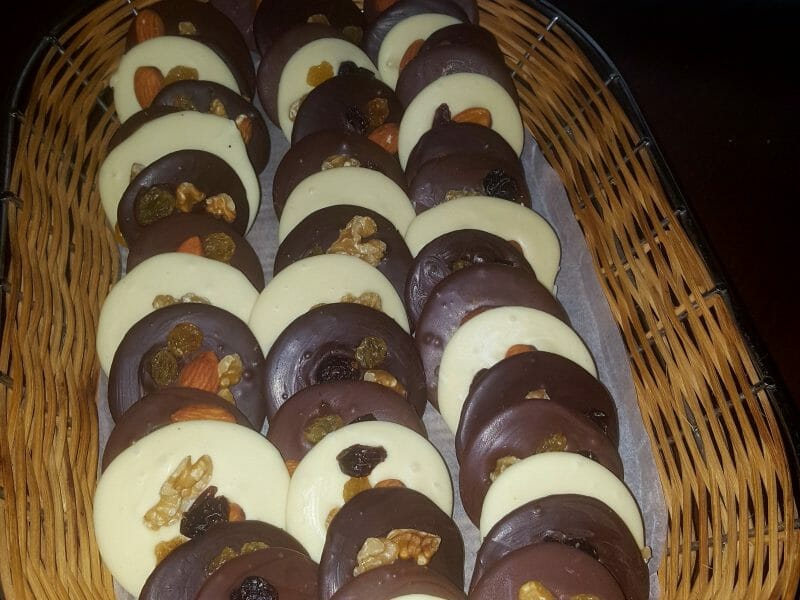 Cliquez pour zoomer ! Mendiants au chocolat Thermomix par gablol44