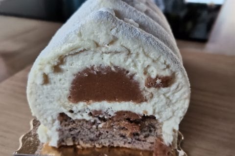 Cliquez pour zoomer ! Bûche vanille praliné Thermomix par christelle23