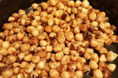 Cliquez pour zoomer ! Bûche pralinée aux éclats de noisettes caramélisés Thermomix par brandan