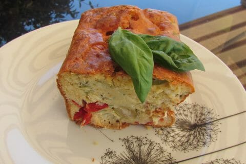 Cliquez pour zoomer ! Cake aux poivrons, fêta et olives Thermomix par lele21