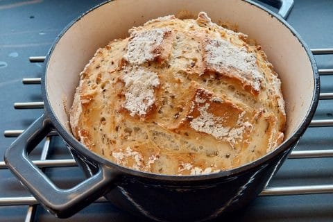 Cliquez pour zoomer ! Pain Cocotte Thermomix par Richard-Bxl