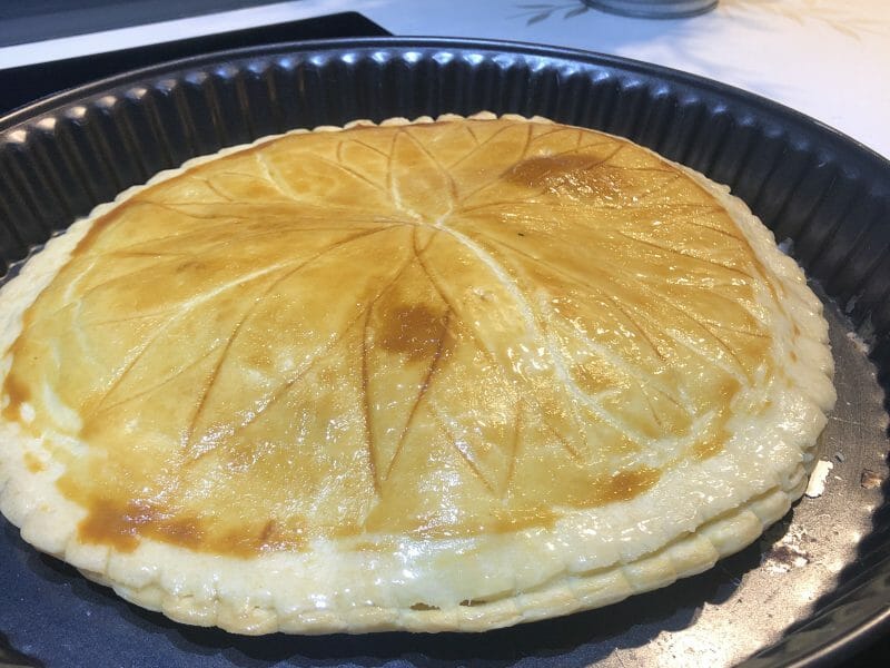 Cliquez pour zoomer ! Galette des rois à la frangipane Thermomix par kirucut