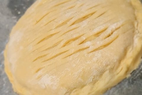 Cliquez pour zoomer ! Galette des rois à la frangipane Thermomix par katie88