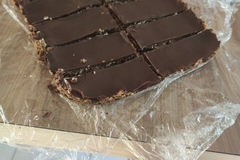 Cliquez pour zoomer ! Barres de céréales à l’avoine, noisettes, banane et chocolat au Thermomix