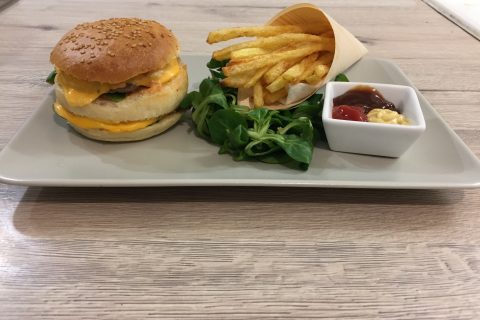 Cliquez pour zoomer ! Pains hamburger Thermomix par amyayouzay