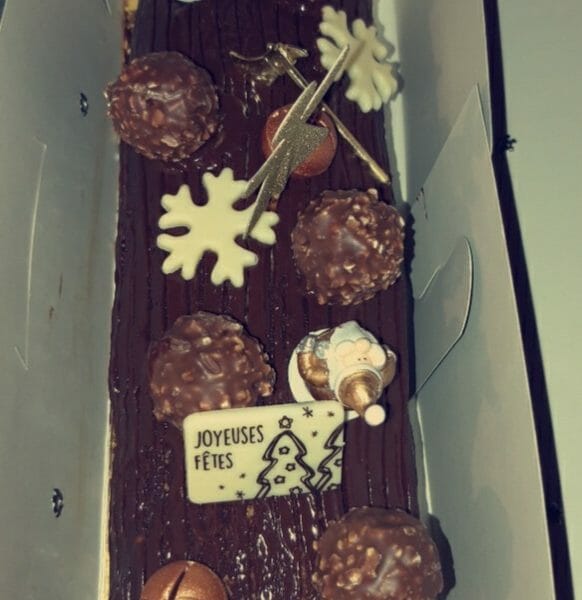 Cliquez pour zoomer ! Bûche Ferrero Rocher Thermomix par nessange