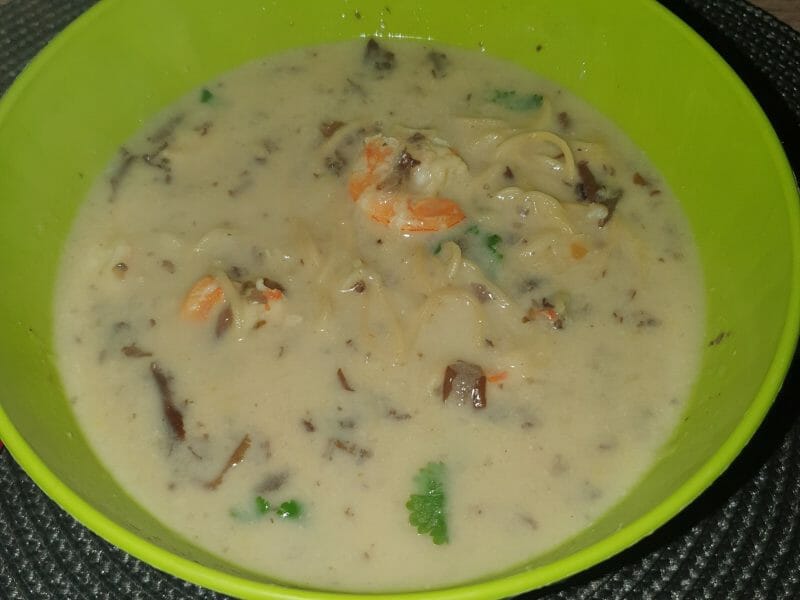 Cliquez pour zoomer ! Soupe thaï crevettes et lait de coco Thermomix par lili5716