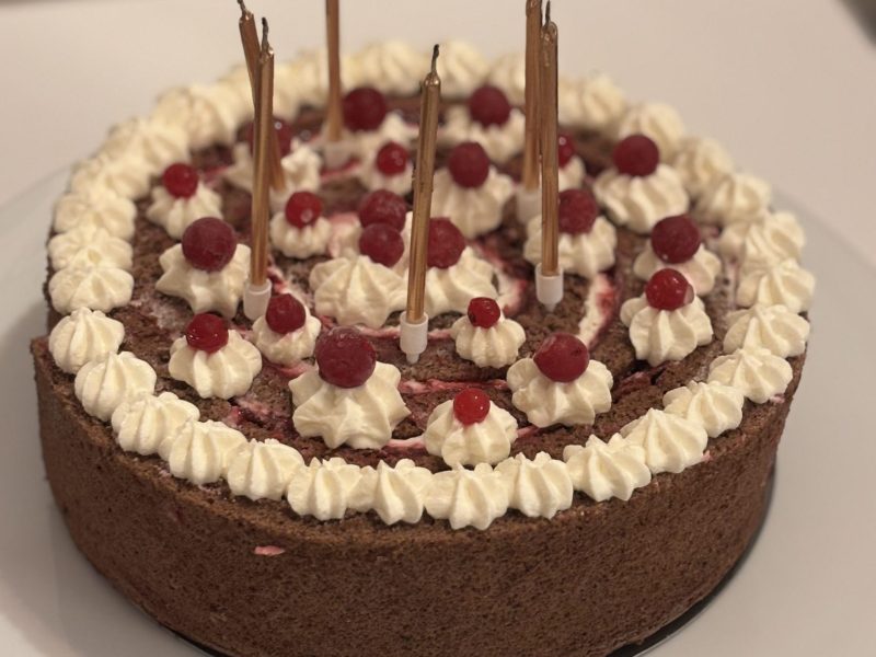 Cliquez pour zoomer ! Génoise au chocolat Thermomix par Laura_23