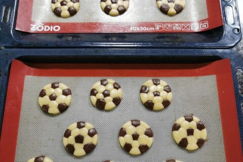 Cliquez pour zoomer ! Biscuits ballon de foot Thermomix par blandine