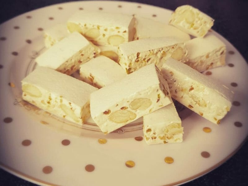 Cliquez pour zoomer ! Nougat Thermomix par Insta @maggielesbonspetitsplats