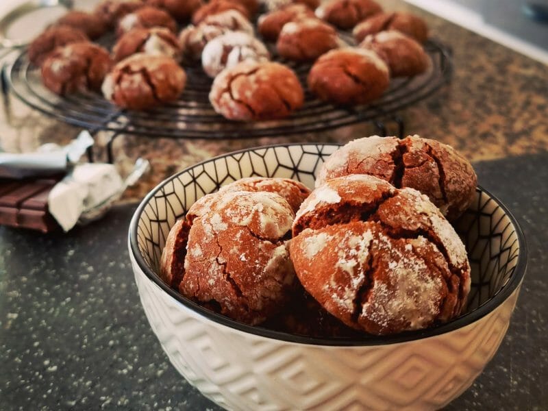 Cliquez pour zoomer ! Craquelés au chocolat Thermomix par Insta @maggielesbonspetitsplats