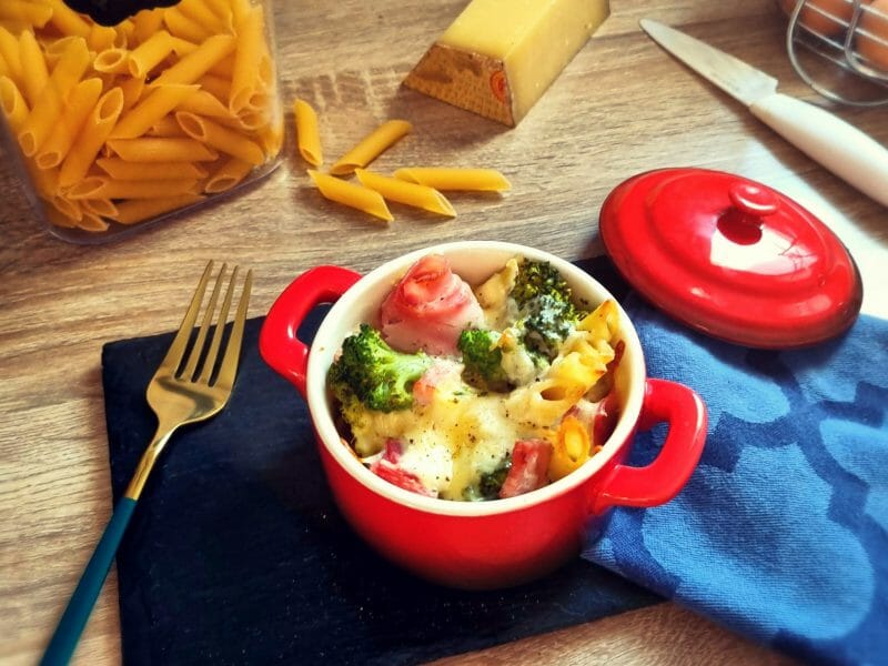 Cliquez pour zoomer ! Gratin de pâtes au brocoli Thermomix par Insta @maggielesbonspetitsplats