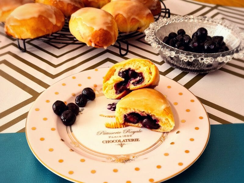 Cliquez pour zoomer ! Petits pains polonais aux myrtilles Thermomix par Insta @maggielesbonspetitsplats