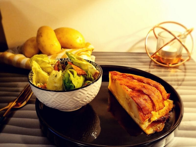Cliquez pour zoomer ! Quiche tatin Thermomix par Insta @maggielesbonspetitsplats