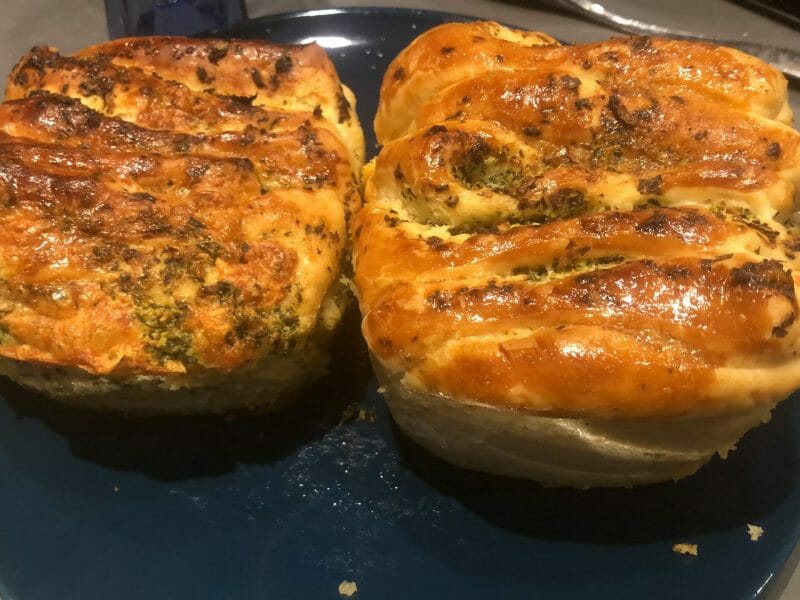 Cliquez pour zoomer ! Pain à l’ail, persil et mozzarella Thermomix par bea77310