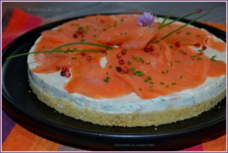 Cliquez pour zoomer ! Cheesecake au saumon sans cuisson Thermomix par Lilly