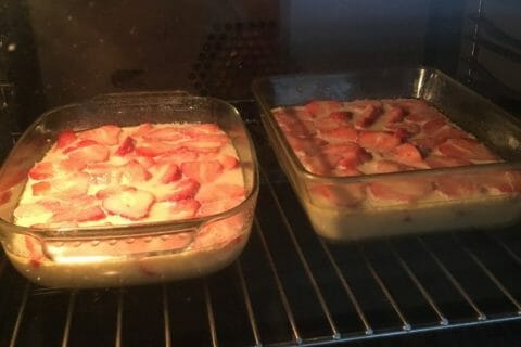 Cliquez pour zoomer ! Clafoutis aux fraises Thermomix par Ludovic3741