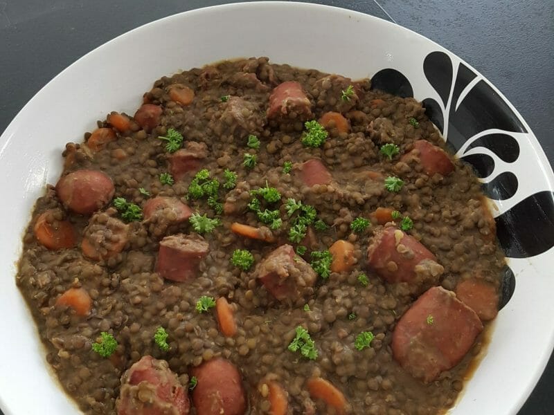 Cliquez pour zoomer ! Lentilles et ses saucisses Thermomix par chloe1406