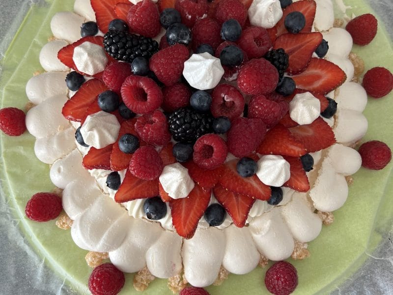 Cliquez pour zoomer ! Mini pavlova aux fraises Thermomix par Anaïs