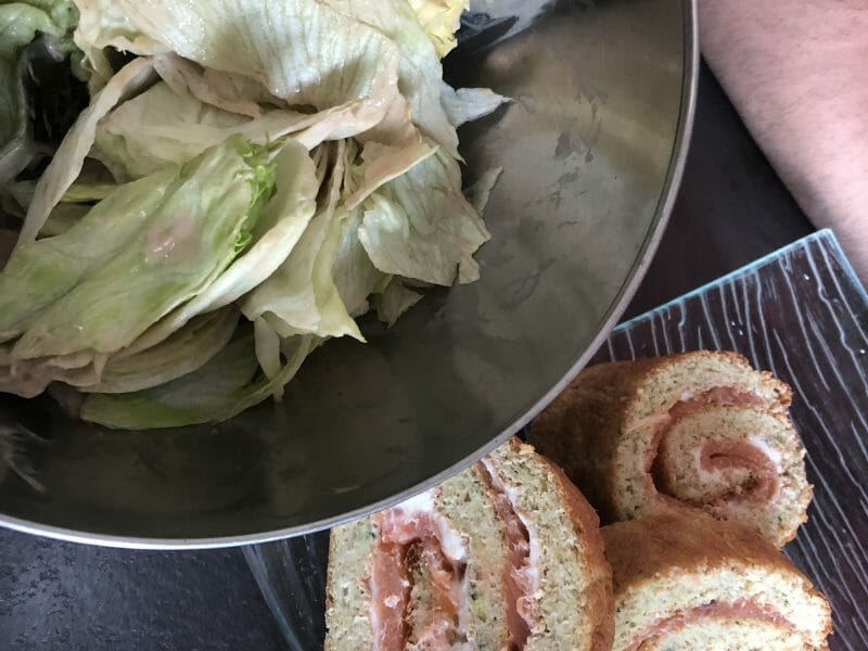 Cliquez pour zoomer ! Roulé aux courgettes et au saumon fumé Thermomix par littlemary85