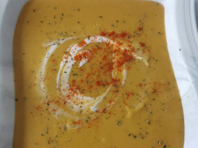 Cliquez pour zoomer ! Velouté de lentilles corail Thermomix par chachaaa68