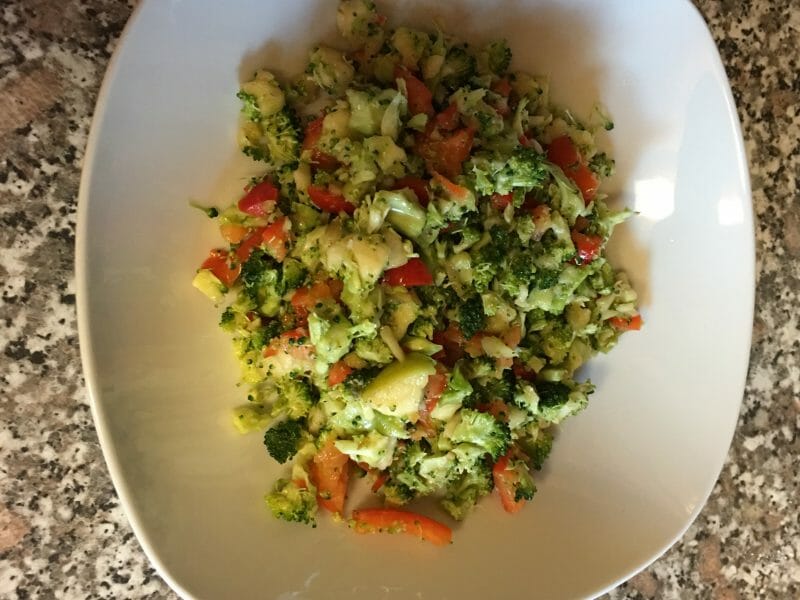 Cliquez pour zoomer ! Salade de brocolis Thermomix par Ray