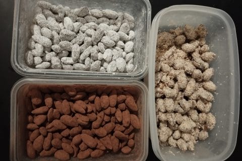 Cliquez pour zoomer ! Amandes grillées à la noix de coco Thermomix par laeticelo