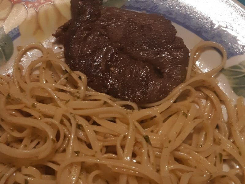 Cliquez pour zoomer ! Spaghetti à l’ail et à l’huile d’olive Thermomix par laeticelo