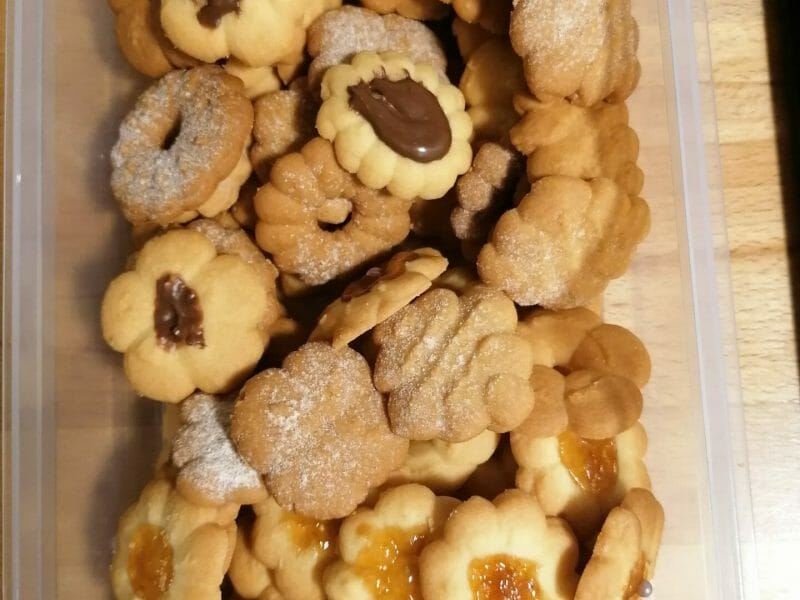 Cliquez pour zoomer ! Sablés à la presse à biscuits Thermomix par chouette91