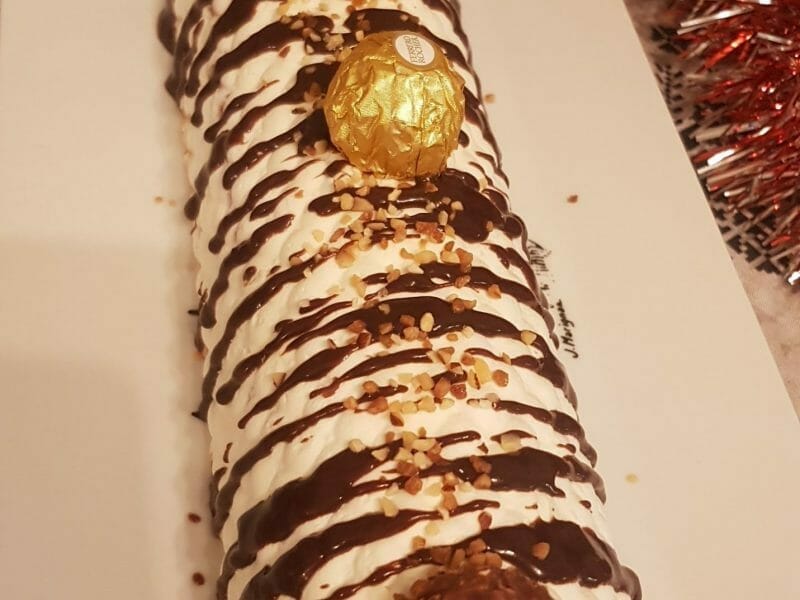 Cliquez pour zoomer ! Bûche Ferrero Rocher Thermomix par stessy13150