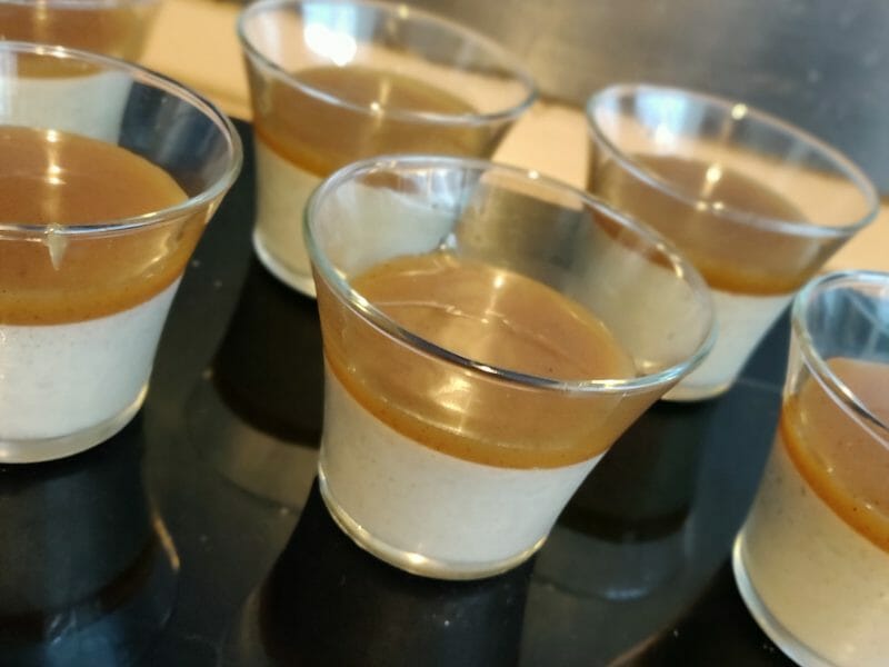 Cliquez pour zoomer ! Panna cotta caramel beurre salé Thermomix par chloe2112